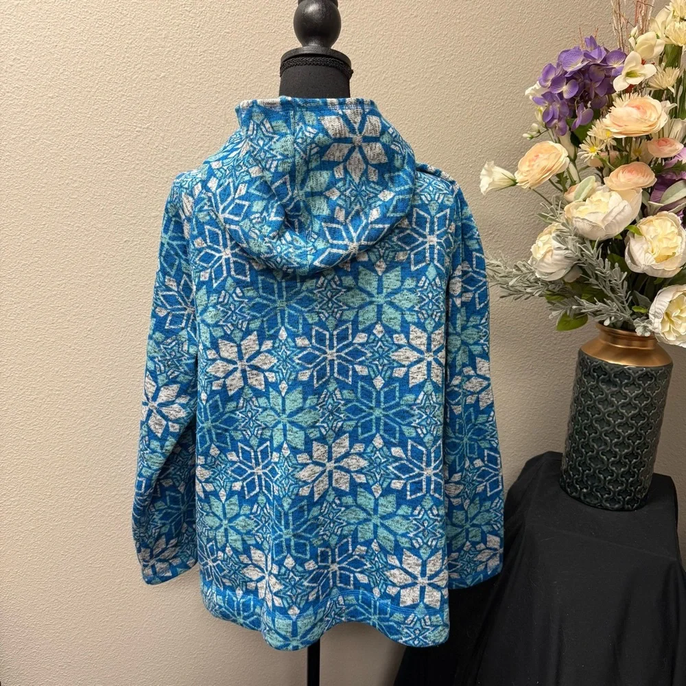 Talbots XL Blue Fleece Hoodie Pullover Snowflake Print Winter Cozy Warm Top - Picture 3 of 8